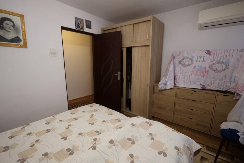 Apartament de vanzare, 4 camere, decomandat, zona Pacurari-Pizza Smile, Iasi