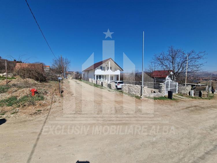 Teren intravilan | 800 mp | 40 ml deschidere | Micesti