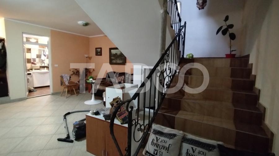 Afacere si locuinta cu teren de 1450 mp de vanzare in Rausor