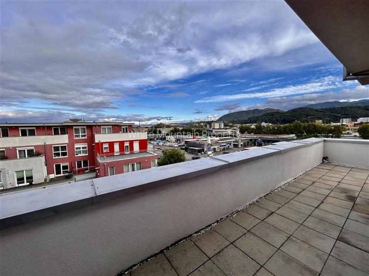 Penthouse rar cu 80 mp de terase și priveliște – Avantgarden Brasov