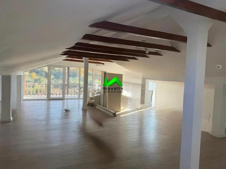 Casa de vanzare 6 camere Slimnic