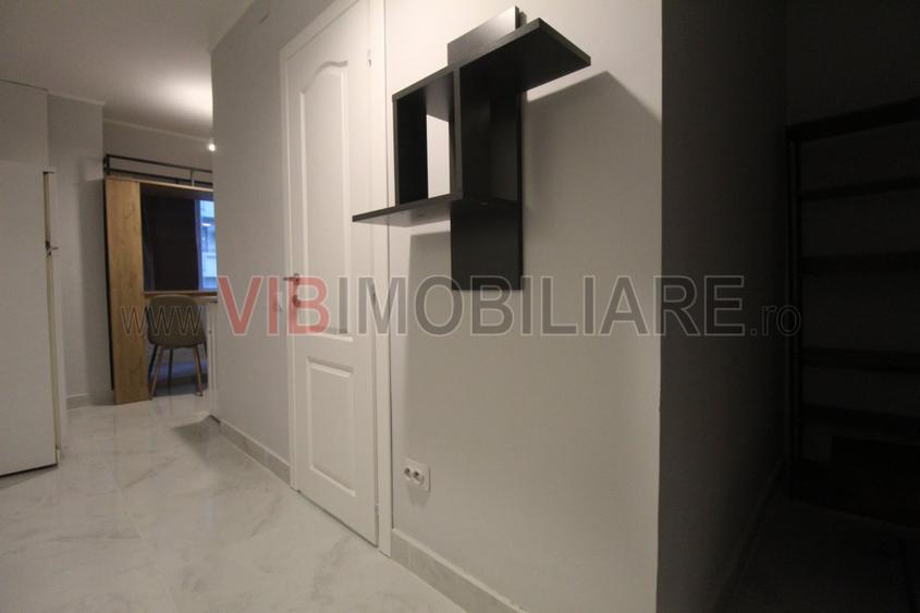 Piata Alba Iulia - Decebal - studio prima inchiriere - vedere bulevard