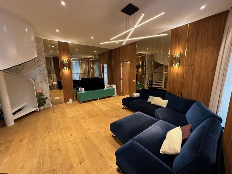 Apartament pe 2 niveluri