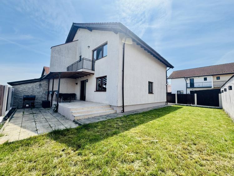 Casă tip Duplex însorită, 4 Camere | Șelimbăr | Pet Friendly