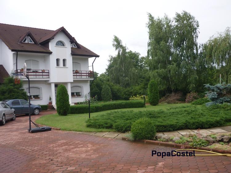 Breaza de Sus vila 487 mp utili S+P+1E+M cu teren 6258 mp