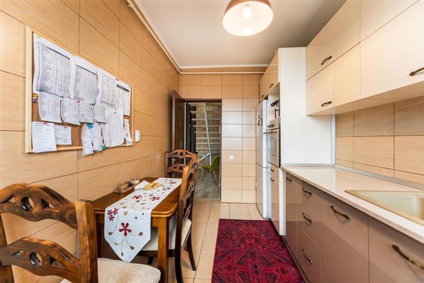 Apartament cu 3 camere ultracentral 81 mp - mobilat si utilat