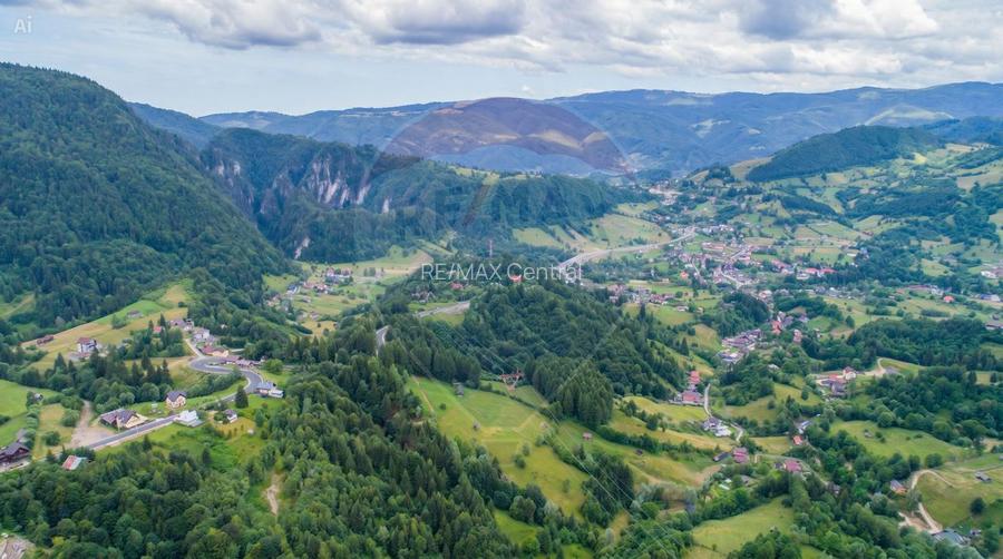 Teren2058mp Dambovicioara la poalele parcului National Piatra Craiului - 10