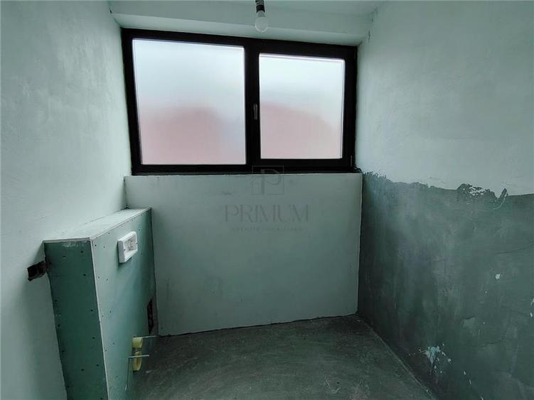 DUPLEX CU TOATE UTILITATILE - 5 CAMERE - CURTE AMENAJATA