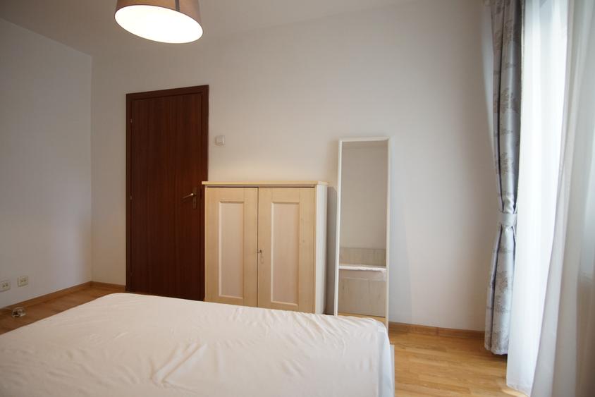 Nerva Traian | metrou Timpuri Noi | Apartament spatios la et. 2 in  bl.anvelopat
