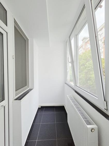 Apartament 3 camere Micro 19 CT  bloc aproape de bulevard