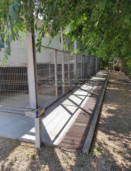 Exclusivitate-Ovidiu-Pet Hotel, 220 mp utili,teren intravilan 1.417mp,utilitati