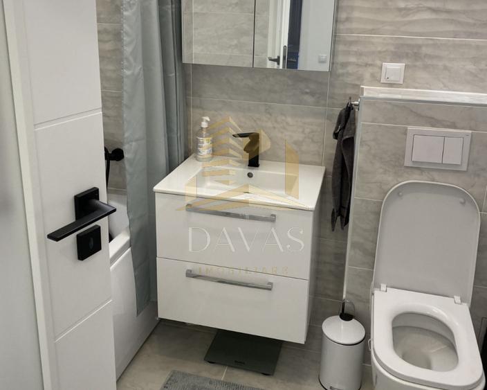Apartament cu 3 camere semidecomandat | Iris