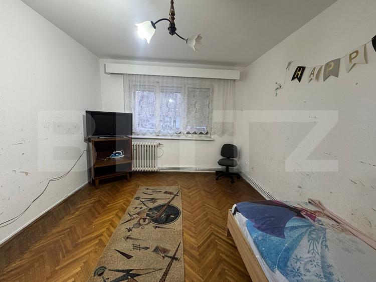 Apartament decomandat cu 3 camere in Deva, zona Minerului