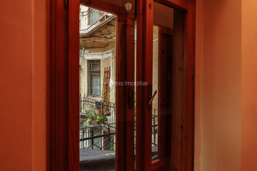 Apartament cu terasă și boxă, în Palatul Adolf Hanecker | Mal Bega - 47