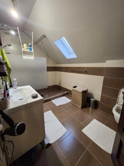 Casa idividuala de vanzare cu teren de 1000 mp