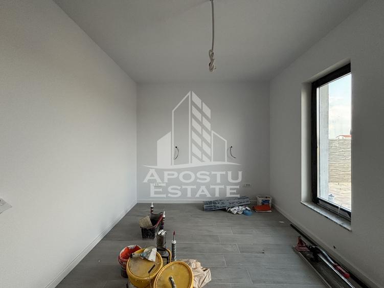 Duplex de vanzare despartit cu zid dublu,in Urseni