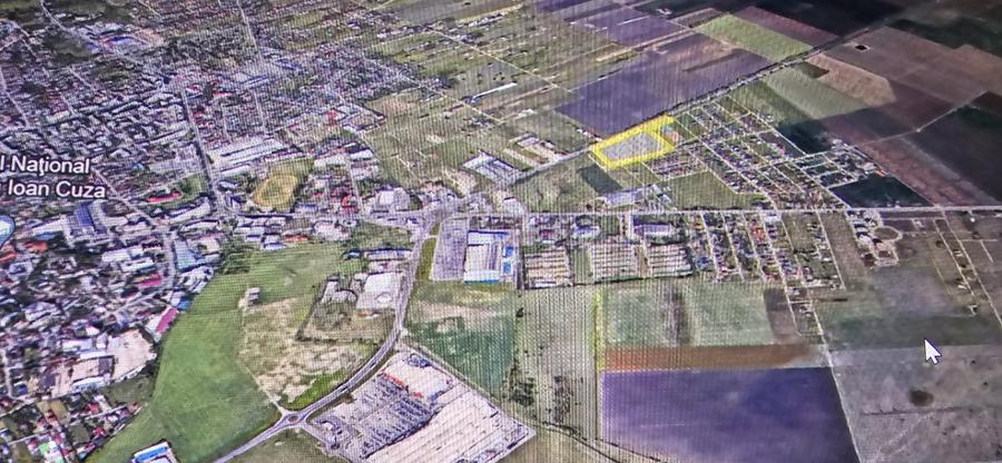 Teren intravilan de vanzare Focsani , 3,3 ha ,Focsani