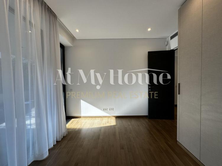Apartament MODERN cu 4 camere, mobilat partial,finisaje lux, parcare,80mp terasa