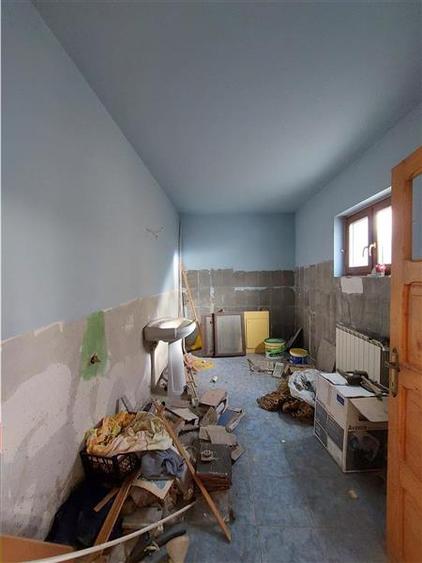Imobil D+P+2E+M, zona Poetului, integral sau partial