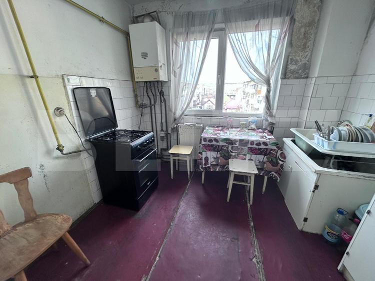 Apartament 2 camere, 52 mp, zona Plopilor
