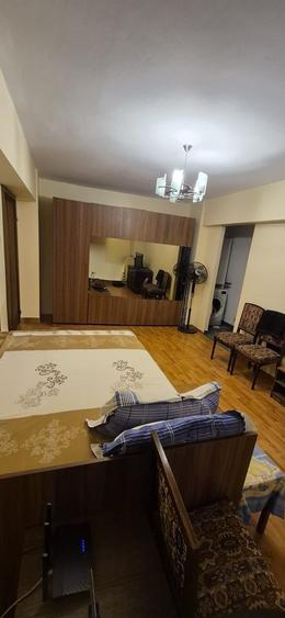 Apartament 3 camere, confort 1, semidecomandat