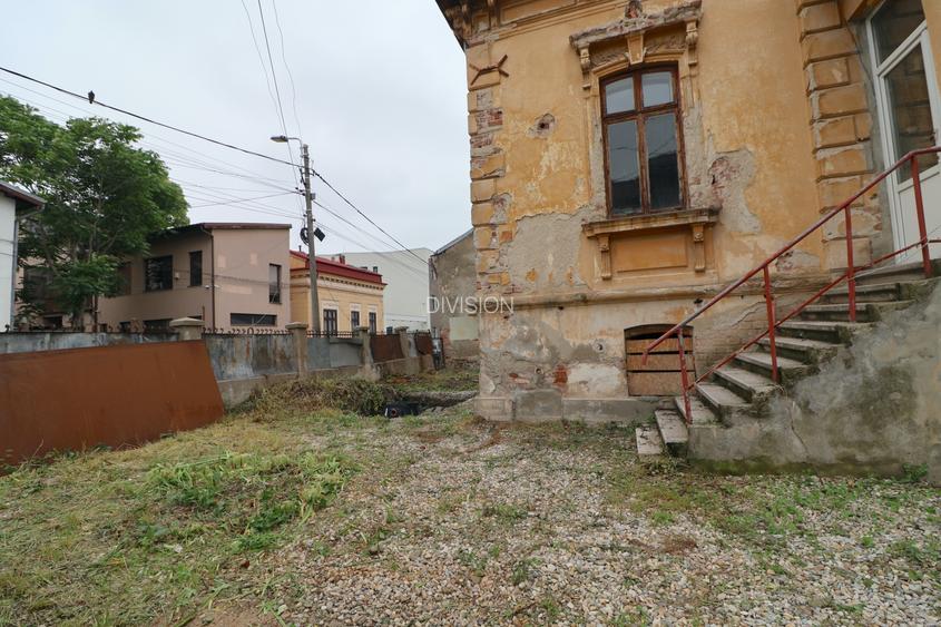 Casă istorică de restaurat Piața Regina Maria – Unirii - 8