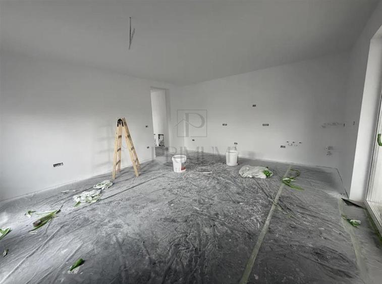 GIROC - DUPLEX PE PARTER - TEREN GENEROS - ZONA EXCELENTA