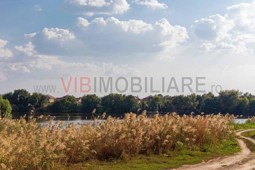 Casa cu 4 camere intabulata in ansamblu cu iesire la lac - Crevedia