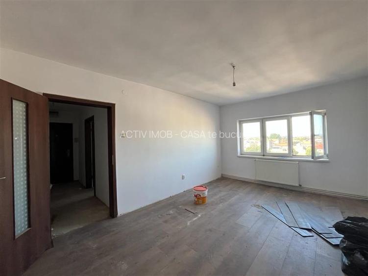 Lugoj, Apartament 3 Cam., 84 Mp., Semidecomandat, et.6, Central Blocul Postei - 21