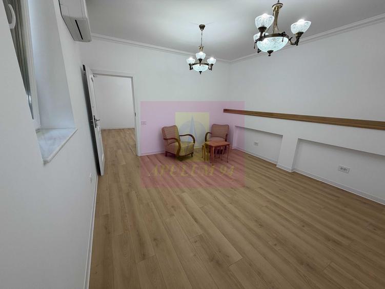 Casă de închiriat lângă Piața Victoriei | 5 camere, 120 mp