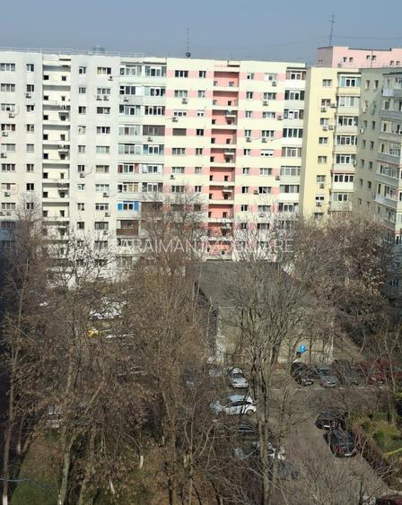 Obor, Colentina, Teiul Doamnei vav Sectia 7 Politie, 15 min., metrou - 8