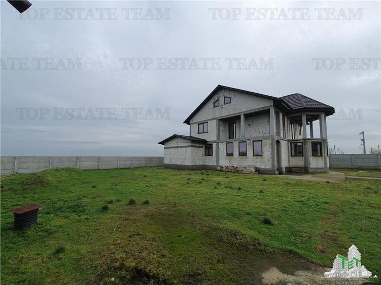 VILA IMPERIALA DE EXCEPTIE PREMIUM CU 20.000 MP TEREN