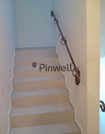 Vila 6 camere -de vanzare -Tunari