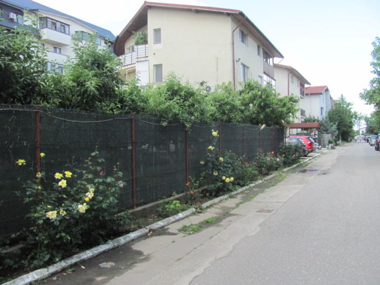 Prelungirea Ghencea - Diamantului, M 3, zona de case si blocuri
