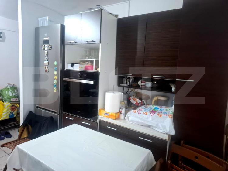 Apartament de vanzare, 50 mp, zona Gaesti - str. Cuza Voda