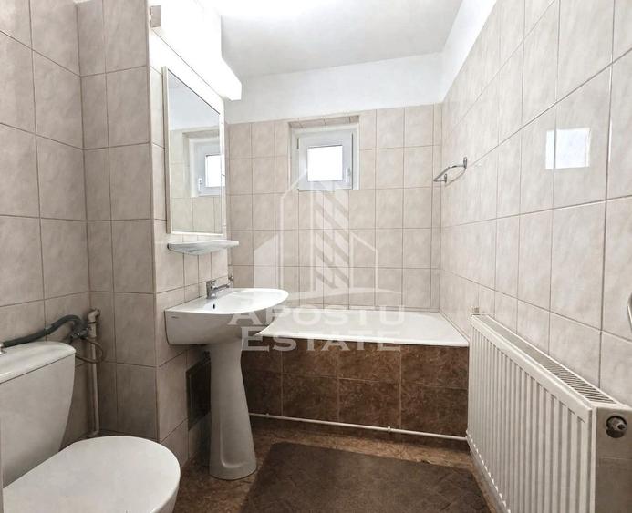 Apartament cu 3 camere de inchiriat in zona Girocului