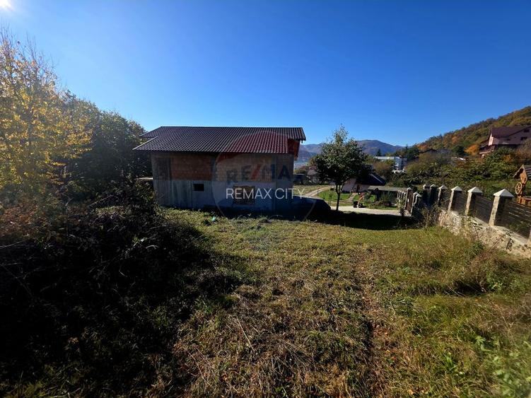 Casă / Vilă cu 5 camere de vânzare - 16