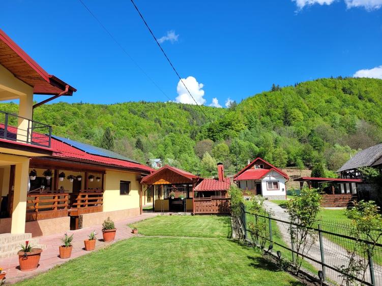Vila unica la munte, super dotata si utilata