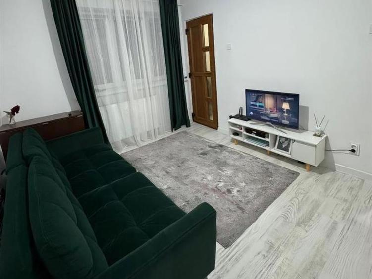 Apartament 2 camere, semidecomandat, Valea Rosie