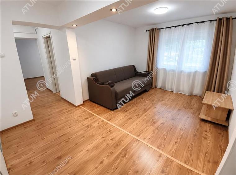 Apartament renovat cu 3 camere 2 bai si pivnita in Sibiu