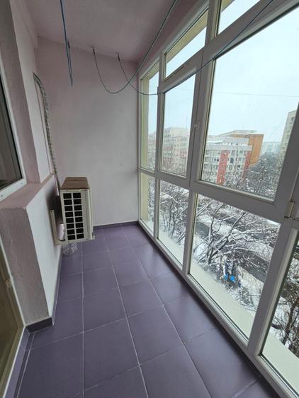 Apartament 3 camere | Berceni | Centrală | 2 balcoane | M. Piața Sudului 12'