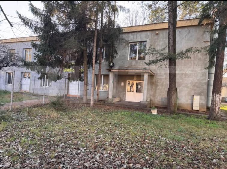Clădire pentru birouri și servicii, 584 mp, zona Mureșeni
