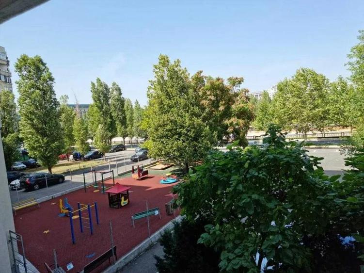 Nerva Traian,Parter 4 Camere Decomandat