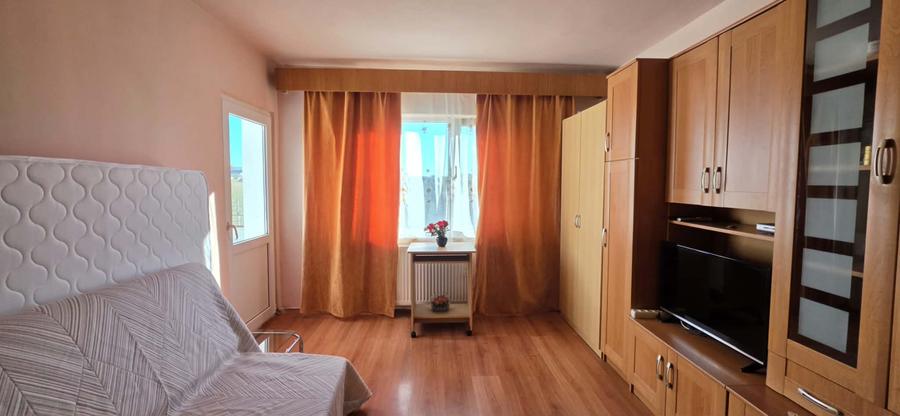 Garsonieră de închiriat în Sânmartin
