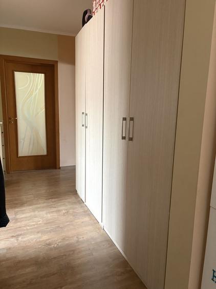Vânzare Apartament 4 Camere cu Centrală pe Calea Vitan între Mall și Mihai Bravu