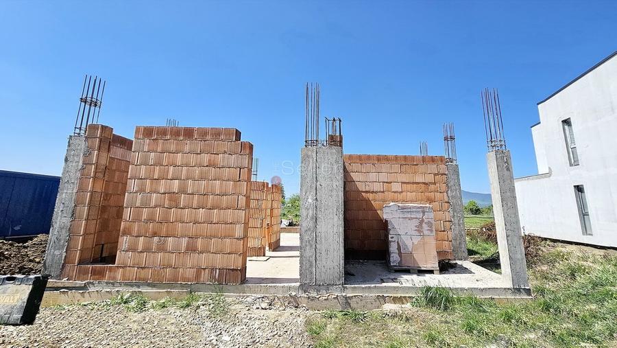 Casa Zona Linistita