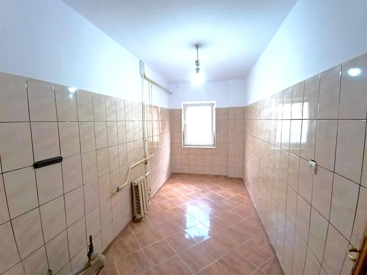 Garsonieră Decomandată | 32 MP | Parter | Burdujeni – Jean Bart
