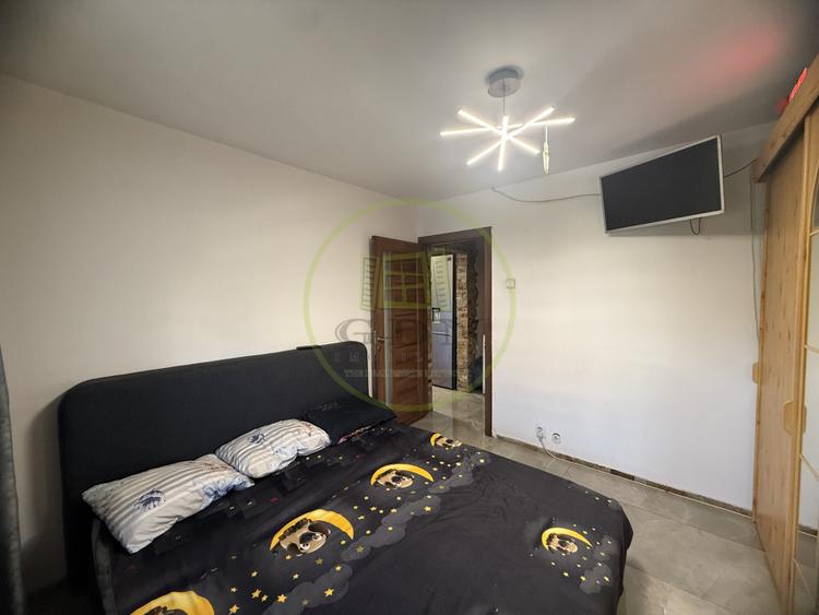 Apartament 2 camere decomandat, 52.96 mp, cartier Rovine, zona Bacriz