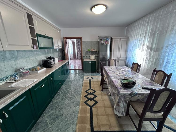 Duplex de vanzare, 609 mp, teren 23.218 mp, zona Bumbesti