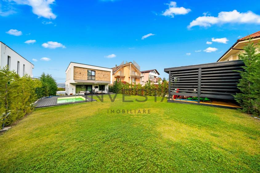 Casa individuala, 625 teren! Finisaje moderne, recent finalizata!